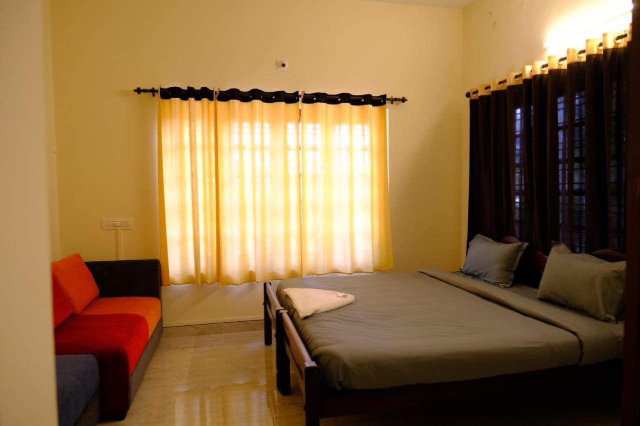 Hotel The Wayanad Club Sultan Bathery Exterior foto